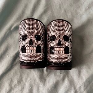 Pashion Footwear Skeleton/Skull Rhinestone 4 Inch Block Heel Kit